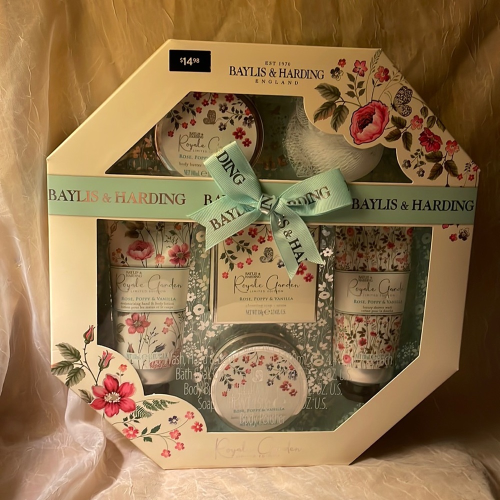 NWT- Baylis & Harding est.1970 England Royal Garden limited edition, set of 6